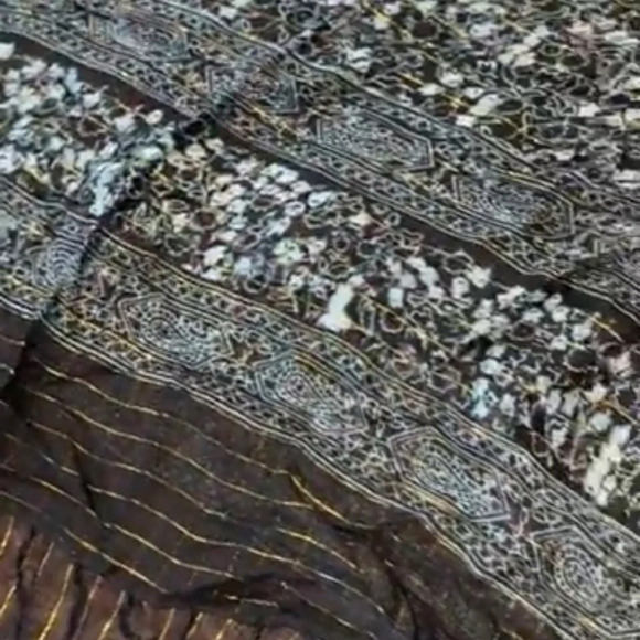 Mark scarf - Picture 2 of 10